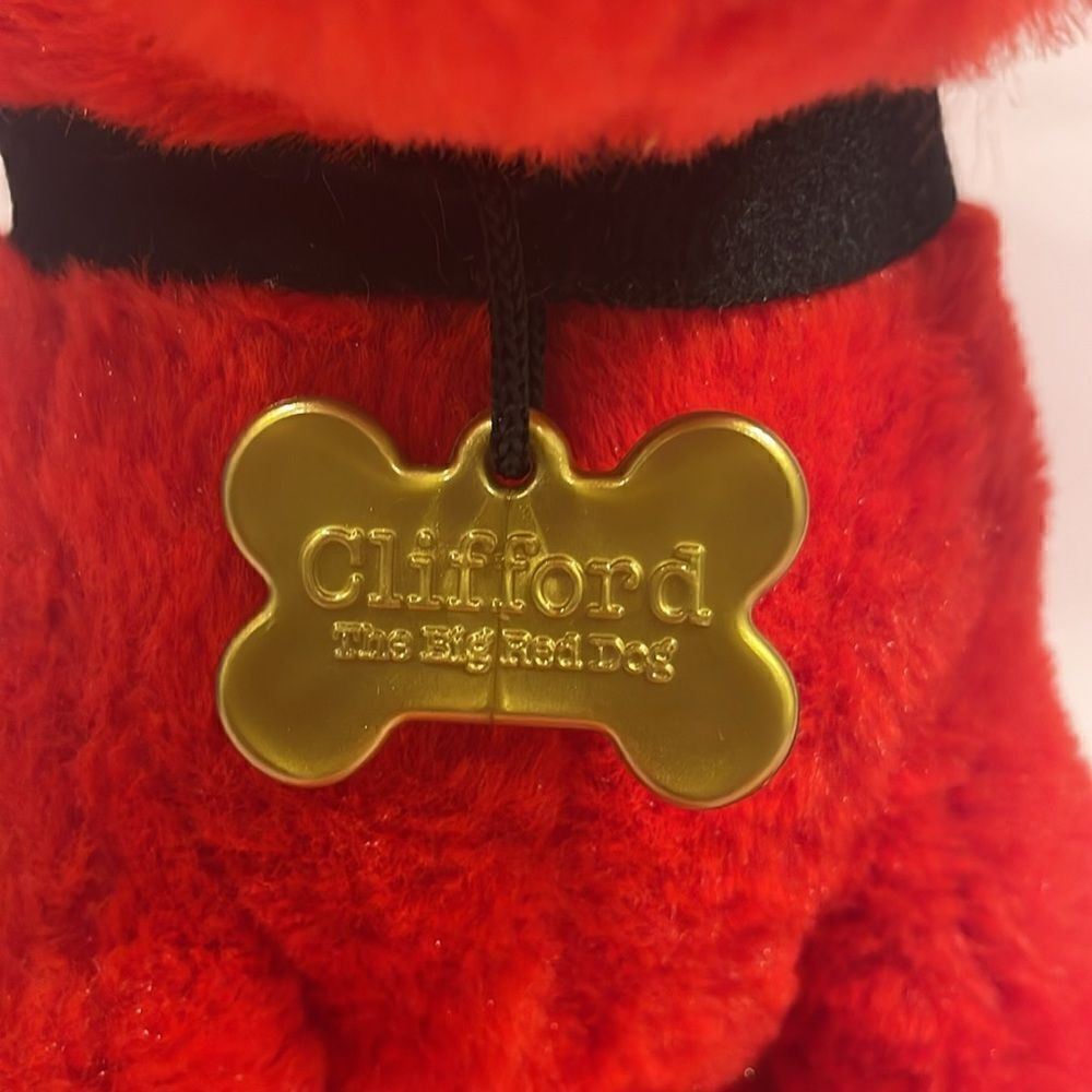 Clifford the Big Red Dog 2021 Paramount Pictures Excellent Condition 10.5” long - Picture 7 of 9